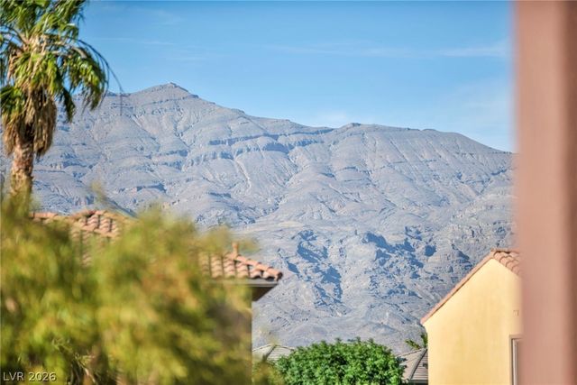 8324 Chapelle Court, Las Vegas, NV 89131