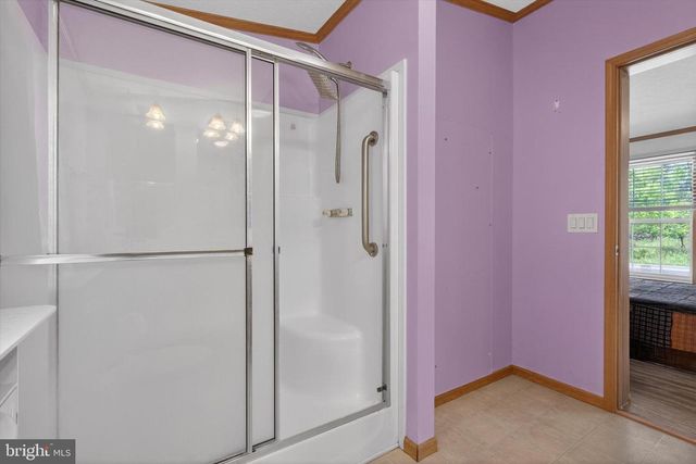 910 PINES RD, Etters, PA 17319