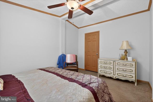 910 PINES RD, Etters, PA 17319