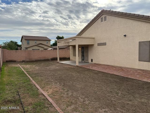 10504 W HUGHES Drive, Tolleson, AZ 85353