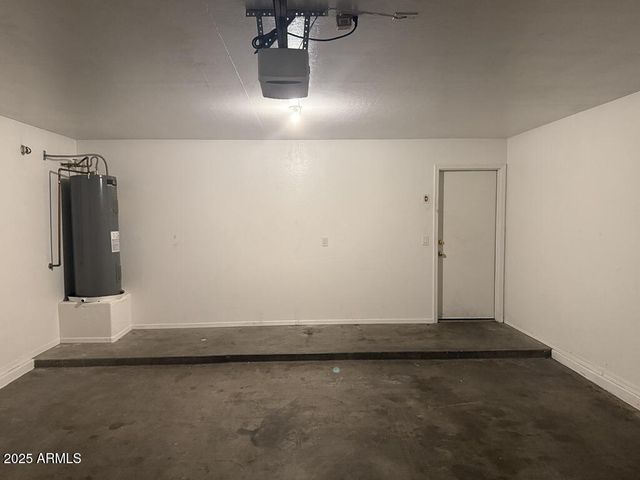 10504 W HUGHES Drive, Tolleson, AZ 85353