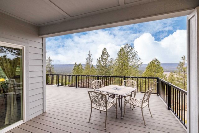 9407 N Linden Ln, Spokane, WA 99208