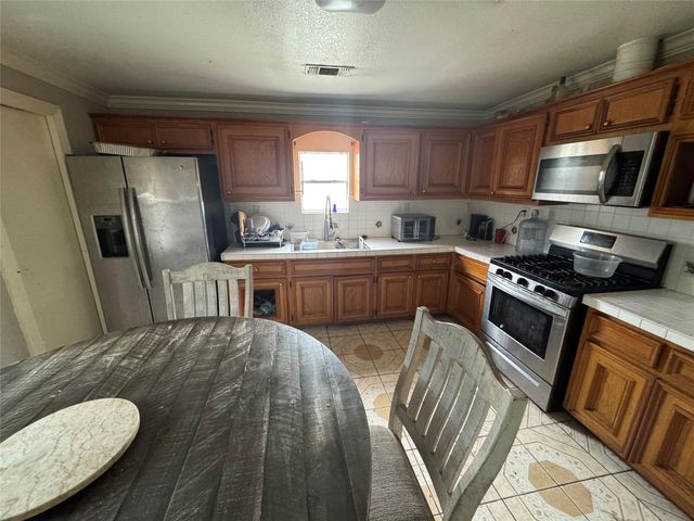 1706 Norlinda Street, Houston, TX 77093