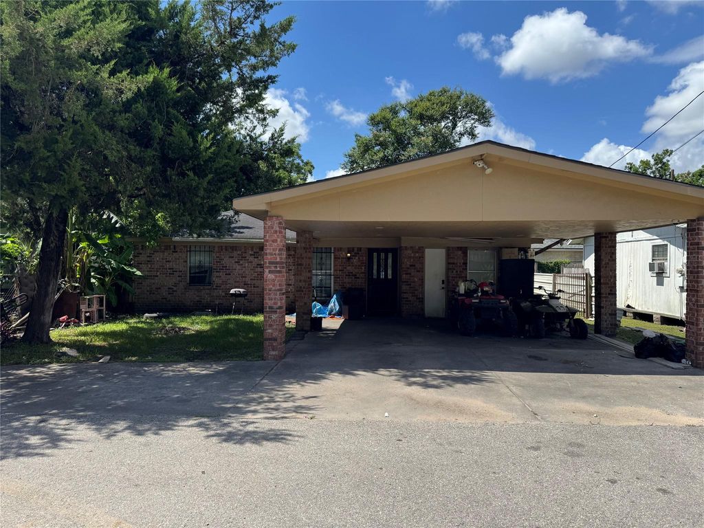 1706 Norlinda Street, Houston, TX 77093