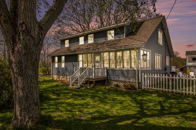 11692 Date Road, Bridgman, MI 49106