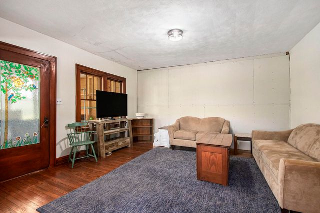 11692 Date Road, Bridgman, MI 49106