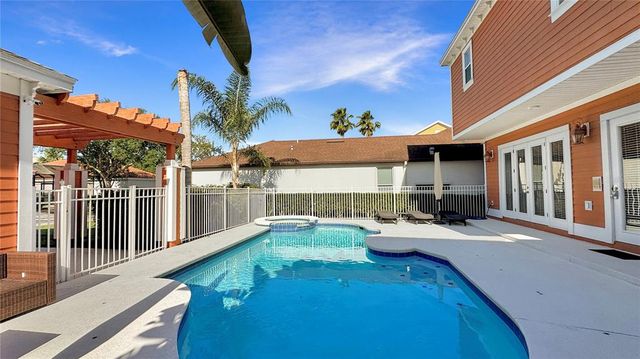 7422 SPARKLING COURT, Reunion, FL 34747