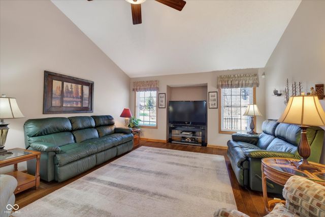 6046 Tree Fox Place, Indianapolis, IN 46237