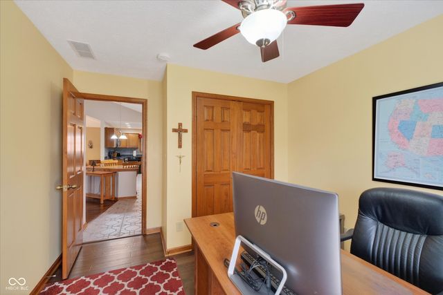 6046 Tree Fox Place, Indianapolis, IN 46237