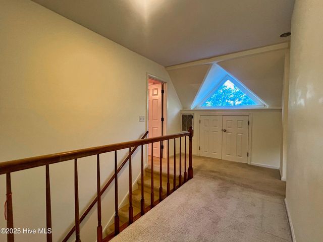 318 Buccaneer Road, Wilmington, NC 28409