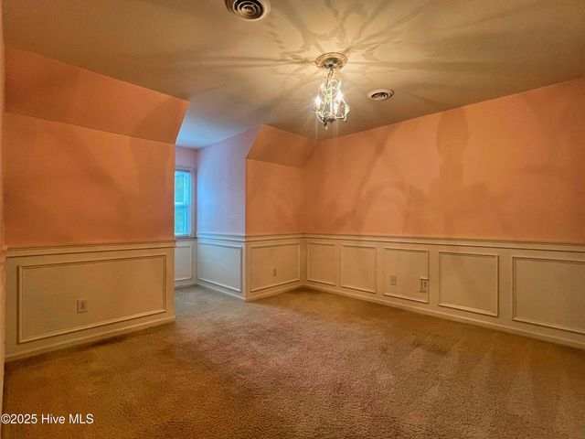 318 Buccaneer Road, Wilmington, NC 28409