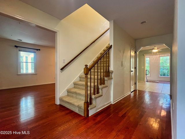 318 Buccaneer Road, Wilmington, NC 28409