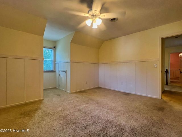 318 Buccaneer Road, Wilmington, NC 28409