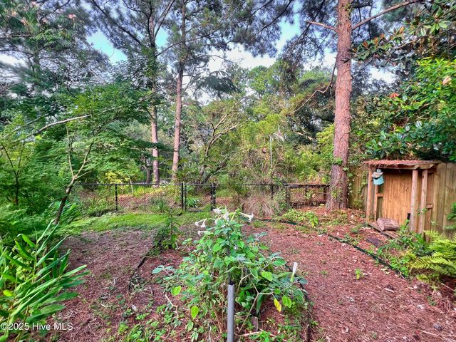 318 Buccaneer Road, Wilmington, NC 28409