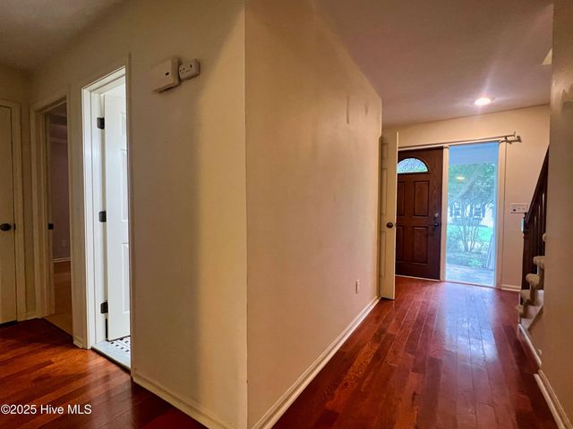 318 Buccaneer Road, Wilmington, NC 28409