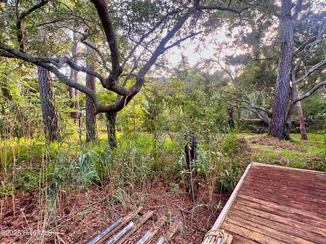 318 Buccaneer Road, Wilmington, NC 28409