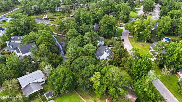 318 Buccaneer Road, Wilmington, NC 28409