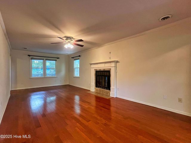 318 Buccaneer Road, Wilmington, NC 28409