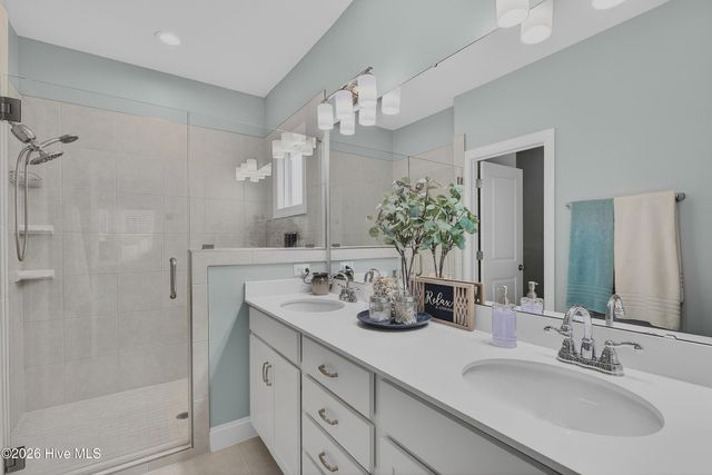 86 W Weatherbee Way, Hampstead, NC 28443