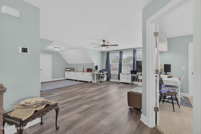 86 W Weatherbee Way, Hampstead, NC 28443