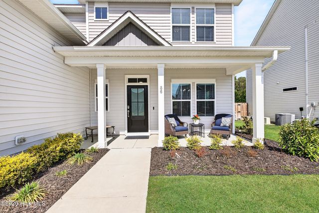 86 W Weatherbee Way, Hampstead, NC 28443