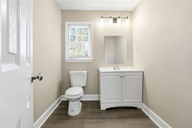 4043 Colonial SW Drive, Lilburn, GA 30047