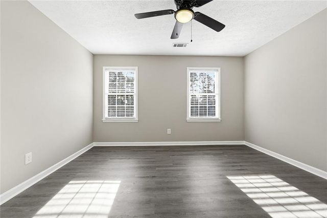 4043 Colonial SW Drive, Lilburn, GA 30047