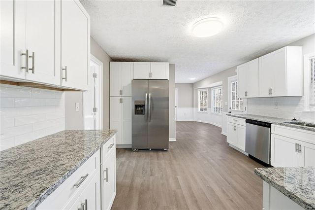 4043 Colonial SW Drive, Lilburn, GA 30047