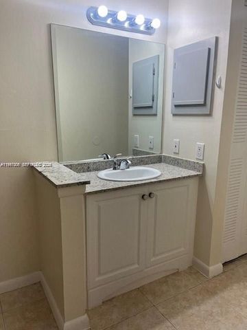 9999 Summerbreeze Dr 918, Sunrise, FL 33322