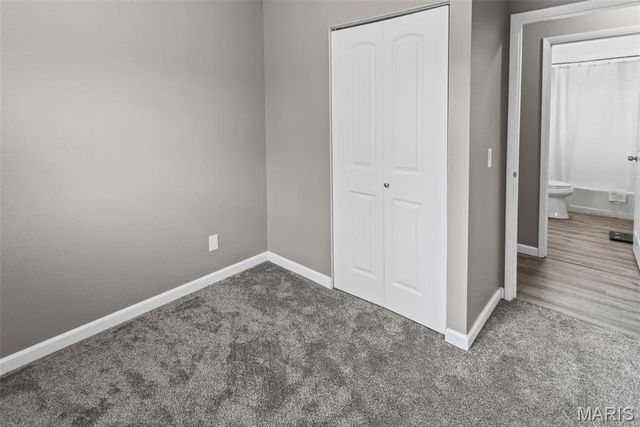 5916 Dogwood Lane, Godfrey, IL 62035