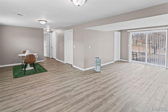 5916 Dogwood Lane, Godfrey, IL 62035