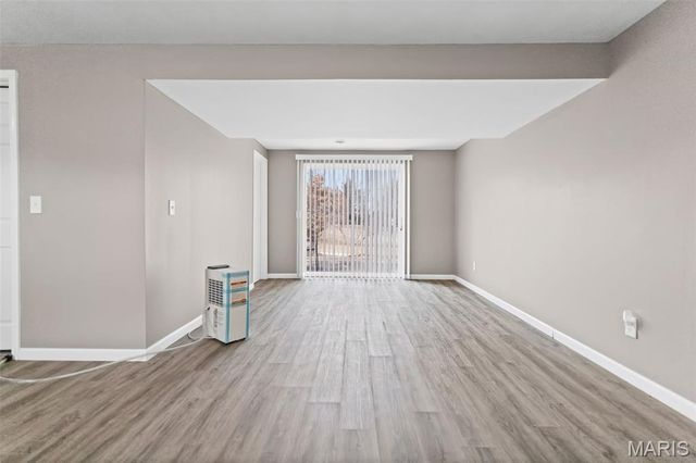 5916 Dogwood Lane, Godfrey, IL 62035