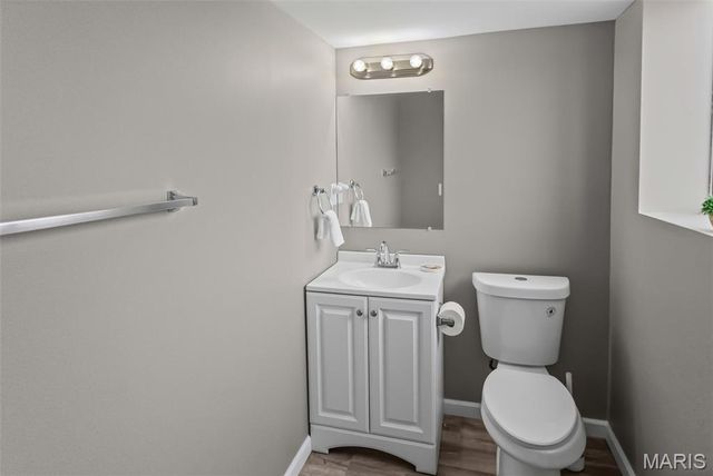 5916 Dogwood Lane, Godfrey, IL 62035