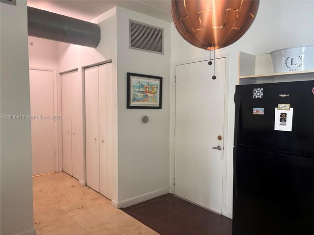 690 SW 1st Ct 1132, Miami, FL 33130