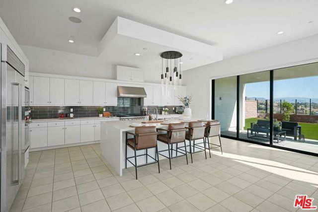 11818 N Hillsborough Lane, Porter Ranch, CA 91326