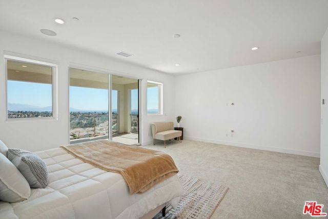 11818 N Hillsborough Lane, Porter Ranch, CA 91326