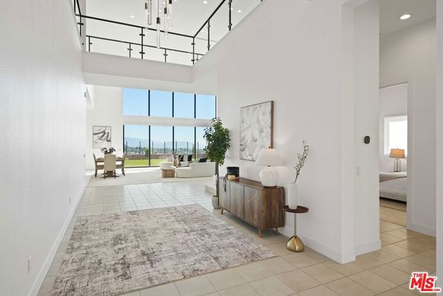 11818 N Hillsborough Lane, Porter Ranch, CA 91326