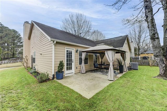 5072 Vail NW Drive, Acworth, GA 30101