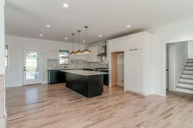 1006 Waverly Ave, Nashville, TN 37203