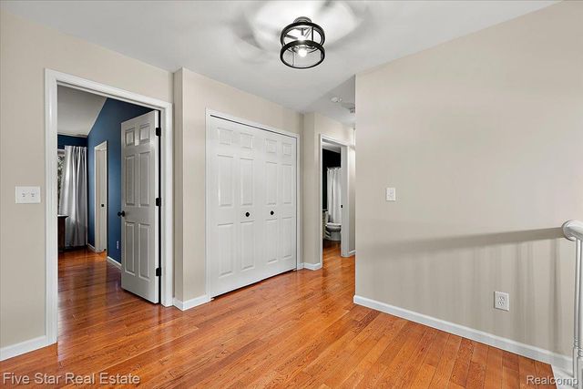 1369 Catherines Way, Genoa Township, MI 48843