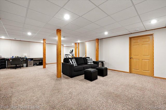 1369 Catherines Way, Genoa Township, MI 48843