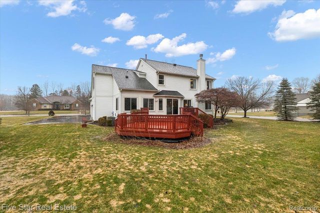 1369 Catherines Way, Genoa Township, MI 48843