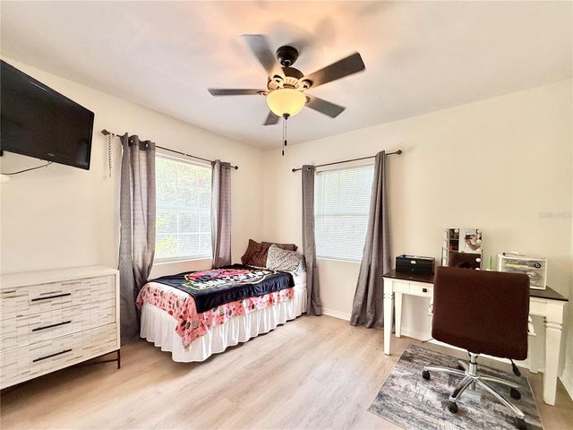 5846 WYOMING AVENUE, New Port Richey, FL 34652