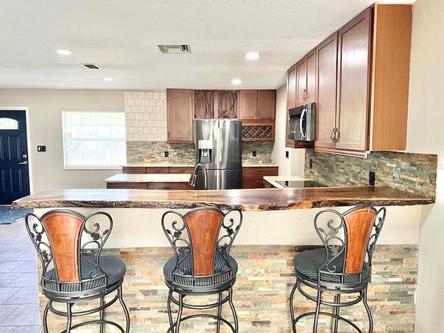 5846 WYOMING AVENUE, New Port Richey, FL 34652