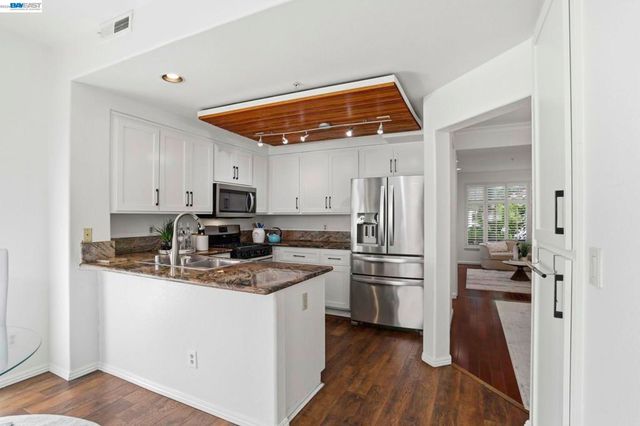 441 Camille Cir 12, San Jose, CA 95134