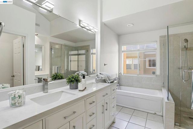 441 Camille Cir 12, San Jose, CA 95134