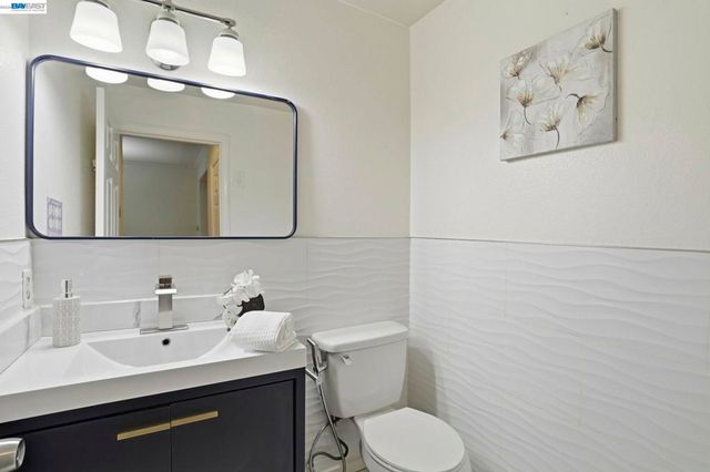 441 Camille Cir 12, San Jose, CA 95134