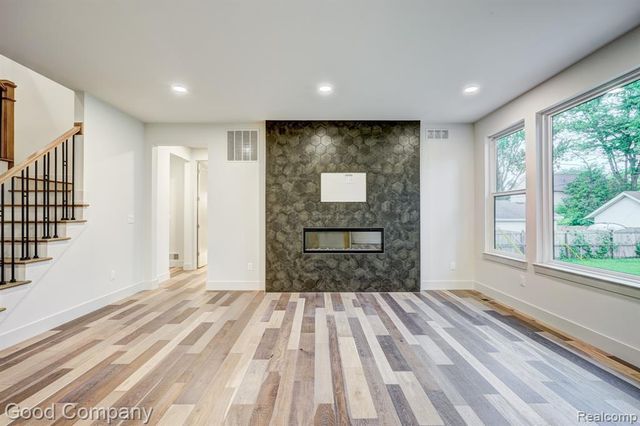 812 Irving Avenue, Royal Oak, MI 48067