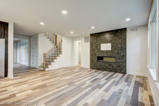812 Irving Avenue, Royal Oak, MI 48067