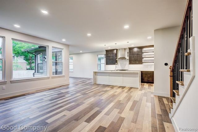 812 Irving Avenue, Royal Oak, MI 48067